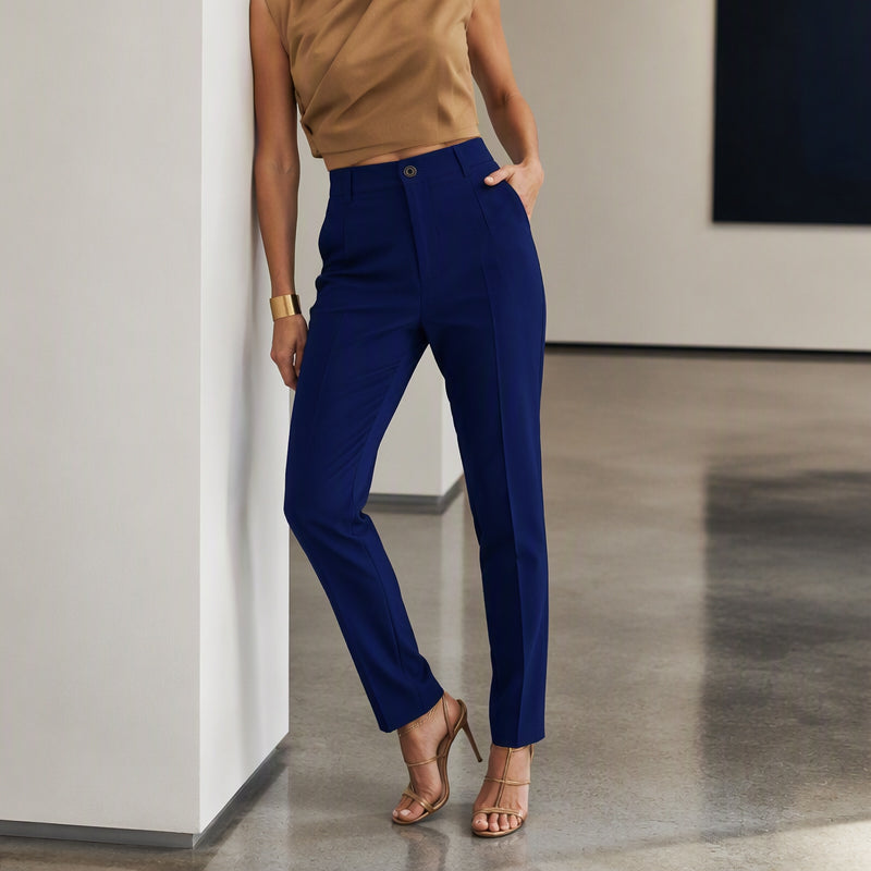 Pantalón sastre culotte talle alto azul, pierna recta y largo estilo culotte.